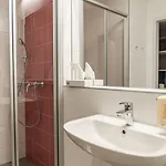 Jufa Koenigswinter/bonn מלון 4*